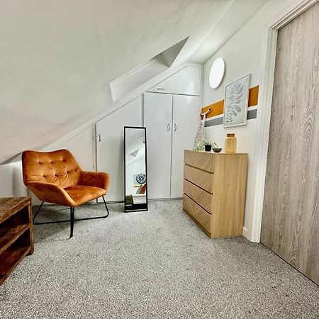 Stylish One Bedroom & A Sofa Bed 卡迪夫 外观 照片
